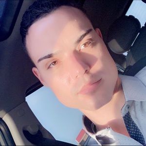 Meet your Posher, Eric